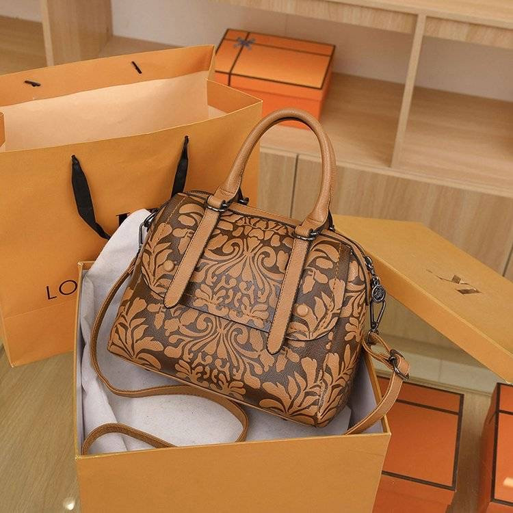 کیف چرم زنانه وارداتی کد 6359