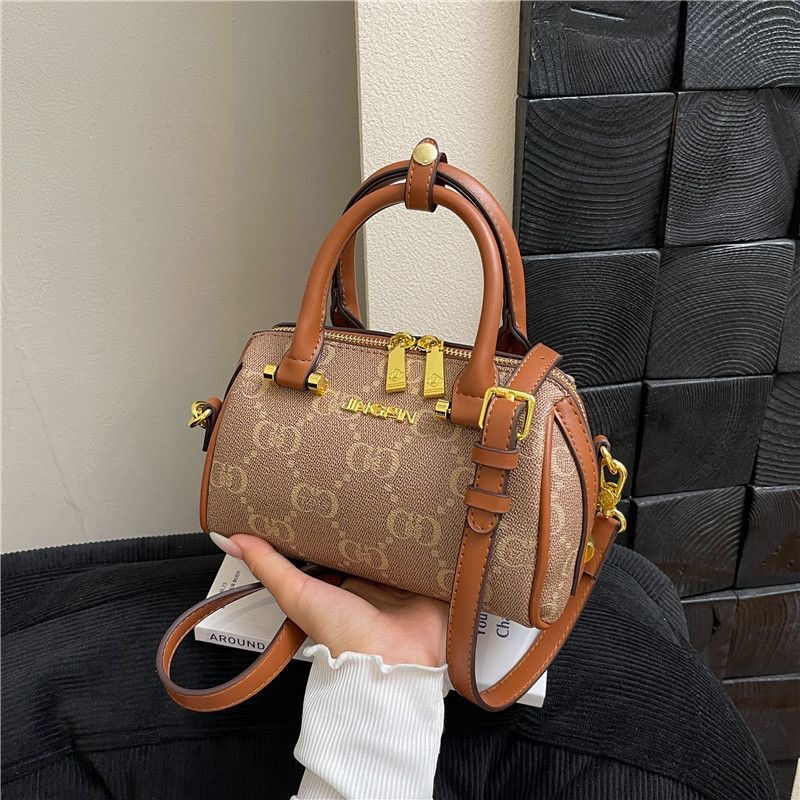 کیف زنانه وارداتی کد ۹۹۱۲۸