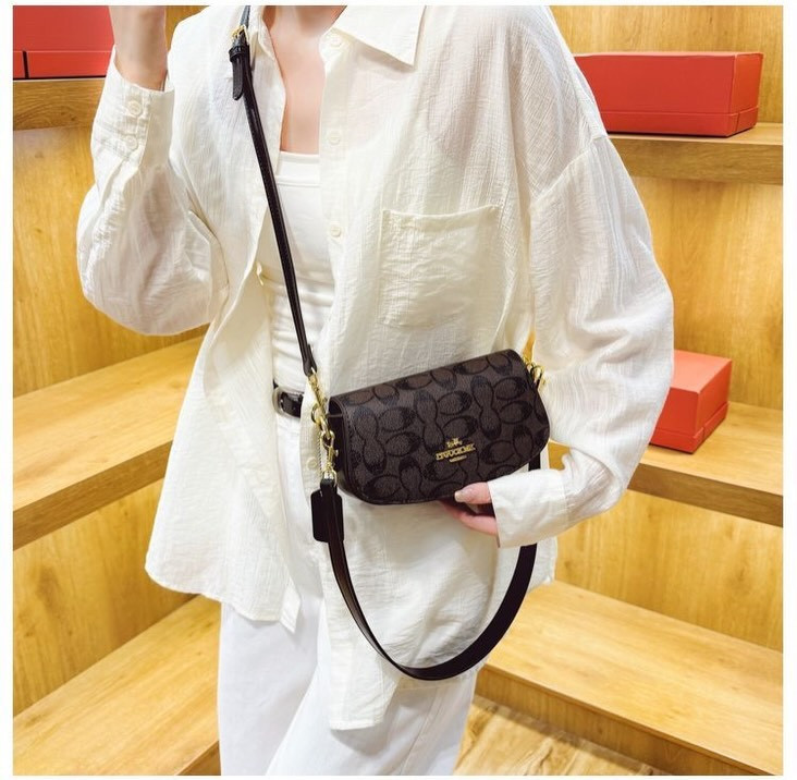کیف گوچ مینی وارداتی کد 705